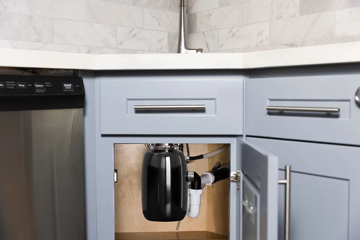 garbage disposal humming