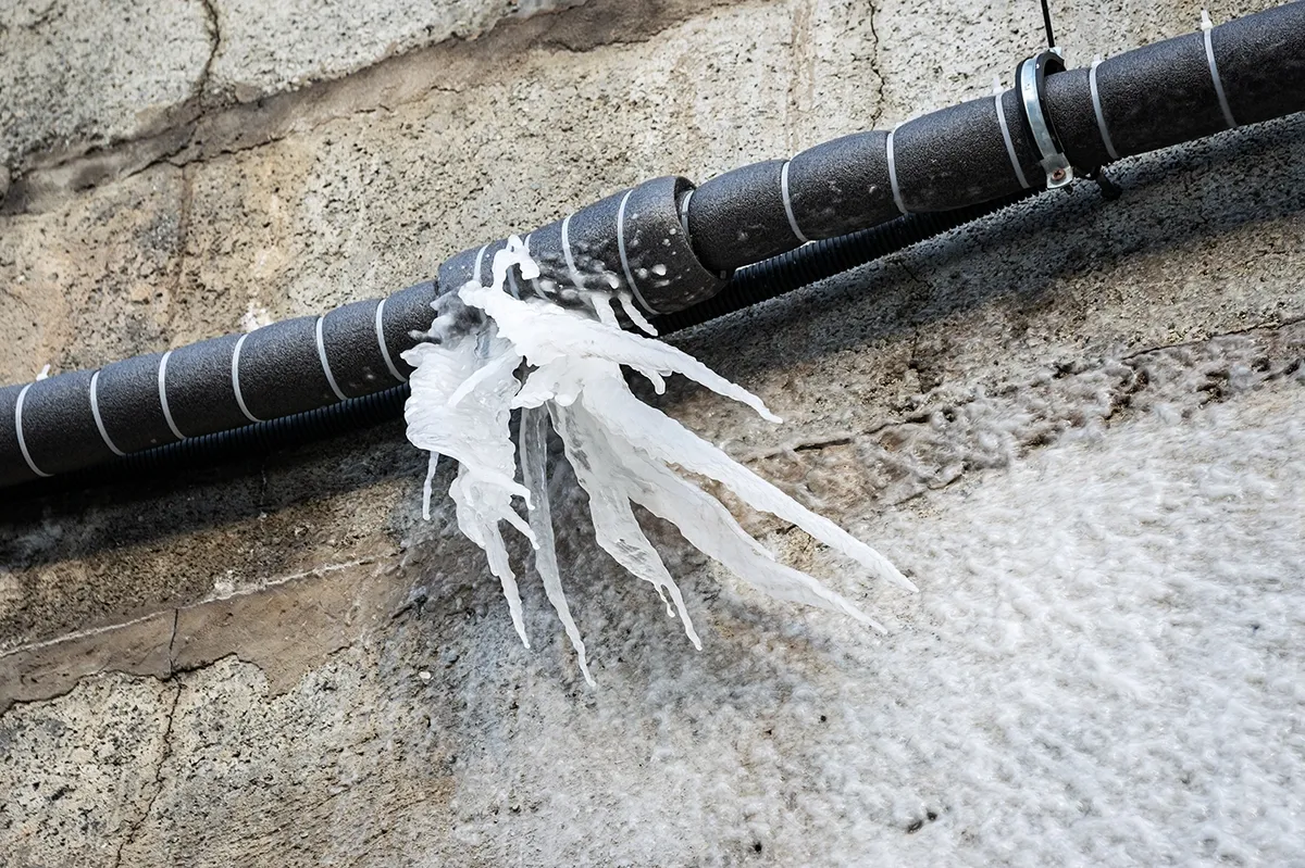 Frozen pipe related to winterize plumbing cost